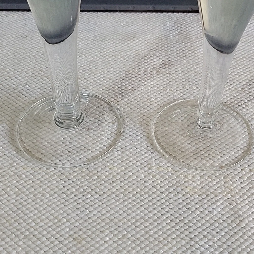 Beautiful vintage heavy glass candlesticks 10